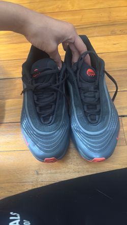 Air maxs
