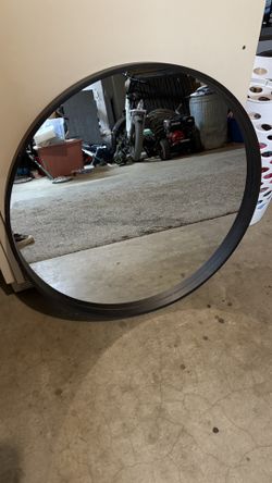 28” Round Black Mirror