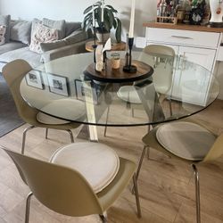 Table Set With 4 Chairs 