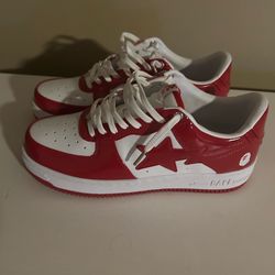 Red bapesta size 11.5