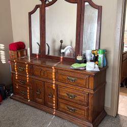 Bedroom Set (Solid Wood)