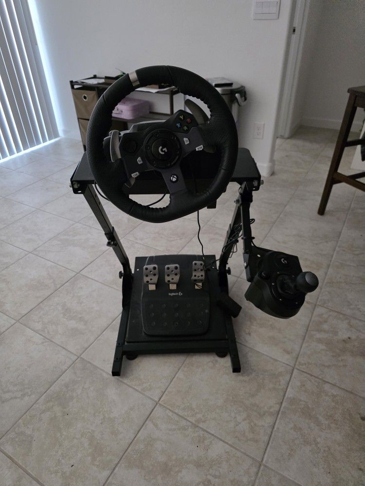Logitech Racing Set Up