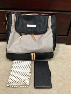 Petunia Pickle Bottom Diaper Bag