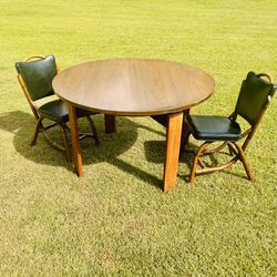 Vintage Table And Chairs 