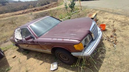 1985 Mercedes-Benz 300