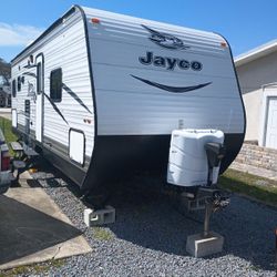 2017 Jayco Jay flight XLS Travel Trailer 