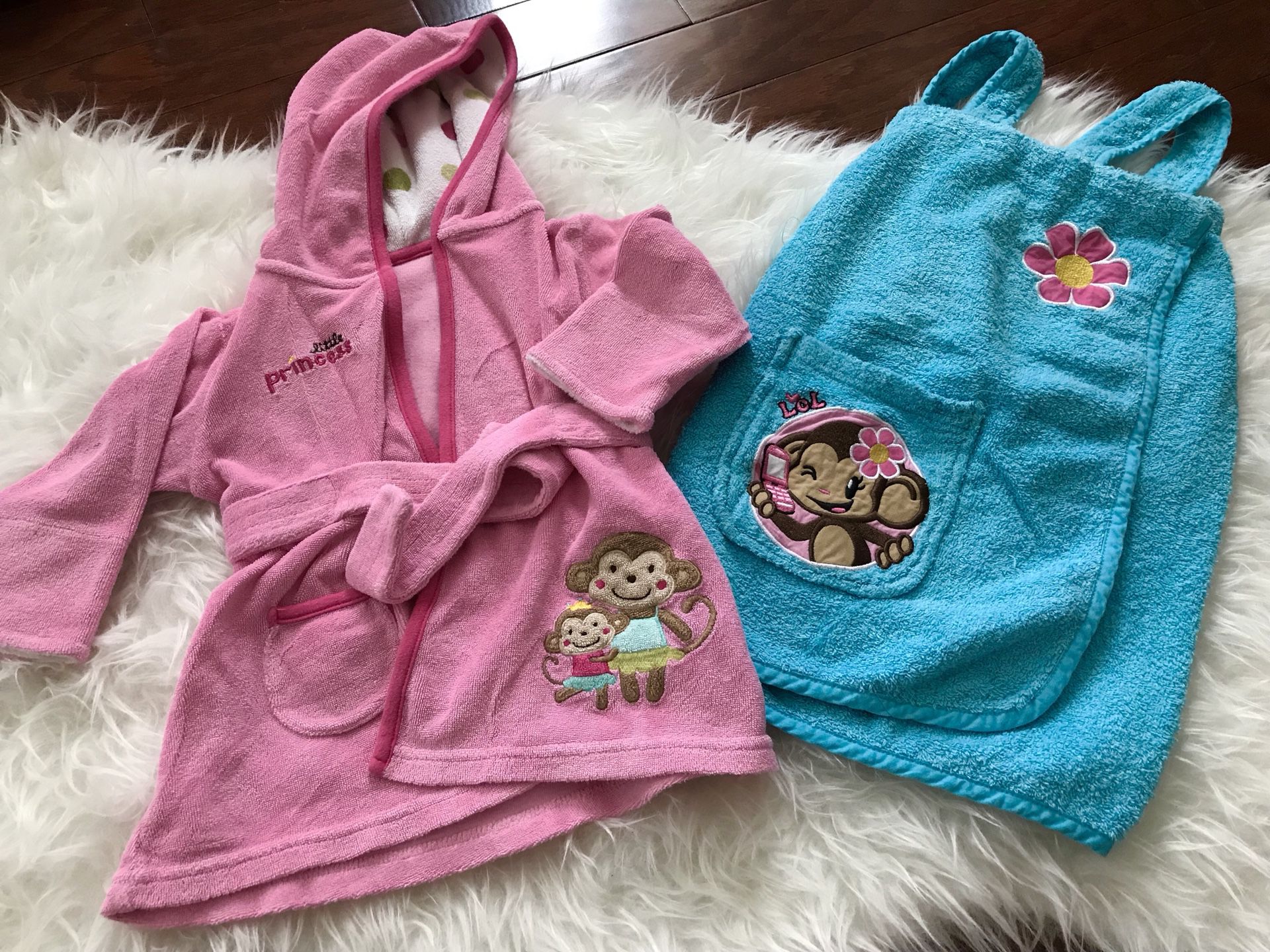 Baby Clothes - Bath Robes 3-12 months