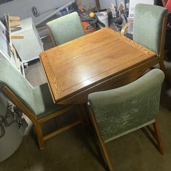 Dinning Table With Chairs $150