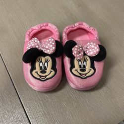 Minnie mouse slippers