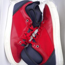 ** BALENCIAGA SNEAKERS ** SIZE 9