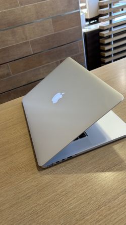 Apple MacBook Pro 15” Retina i7/16GB/500GB SSD $350 