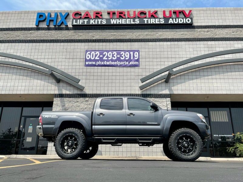 Toyota Tacoma Wheels Tires Leveling & Lift Kits Accessories intakes Side Stows Bed Covers Air-bag Kits Installations. (WE Finance