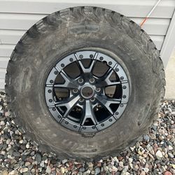 Ford Raptor Tire And Wheel 37” Tire