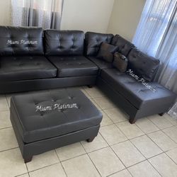 Sectional With Ottoman /// Financing Available 