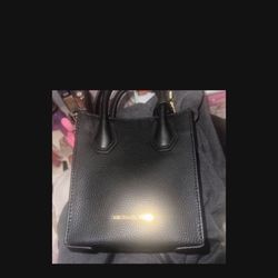 Mini Over The Shoulder Michael Kors Bag $$65