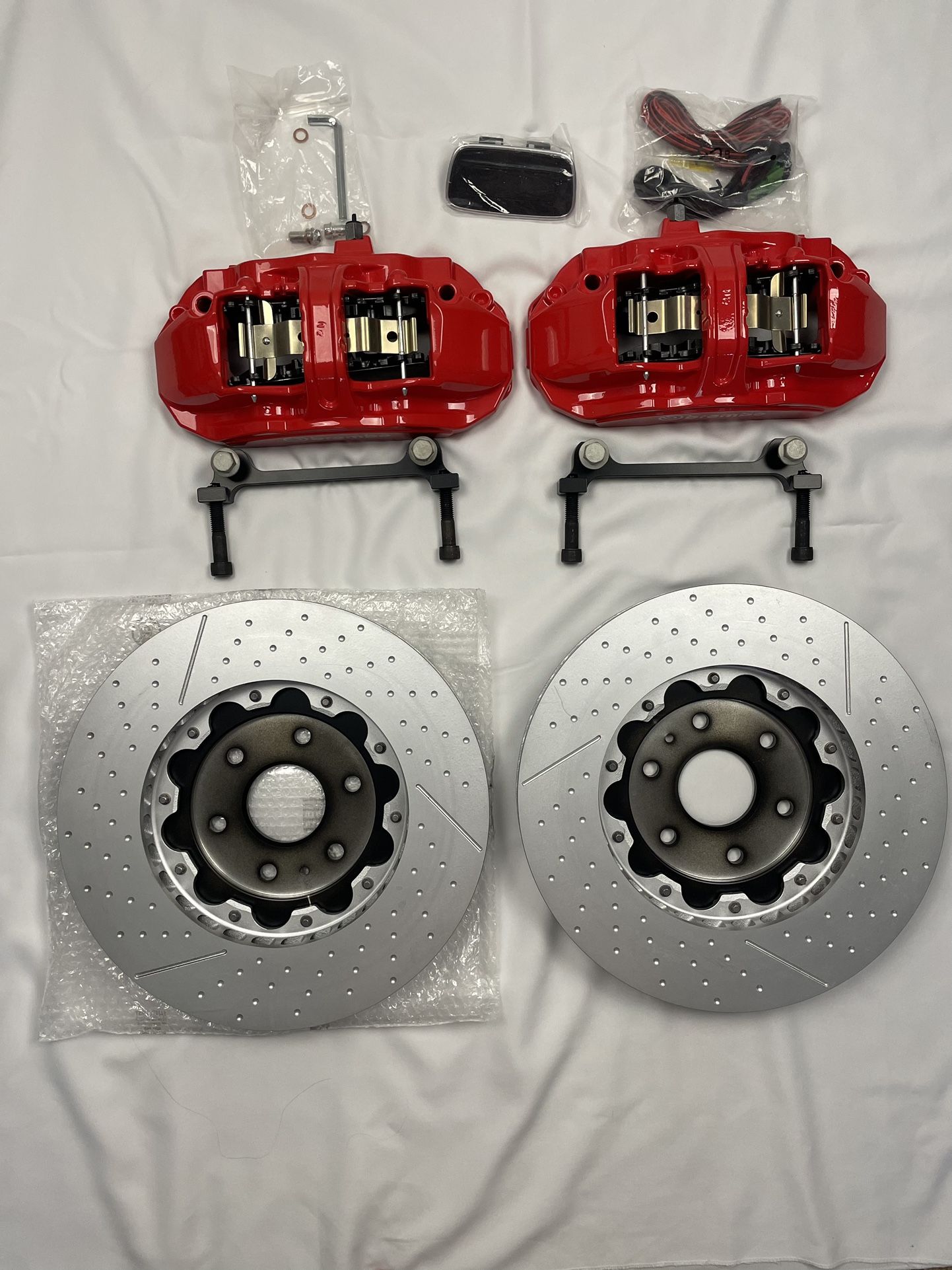 Brembo Rear GT Brake BBK 4pot Red 380x32 Drill Escalade Chevy GMC 