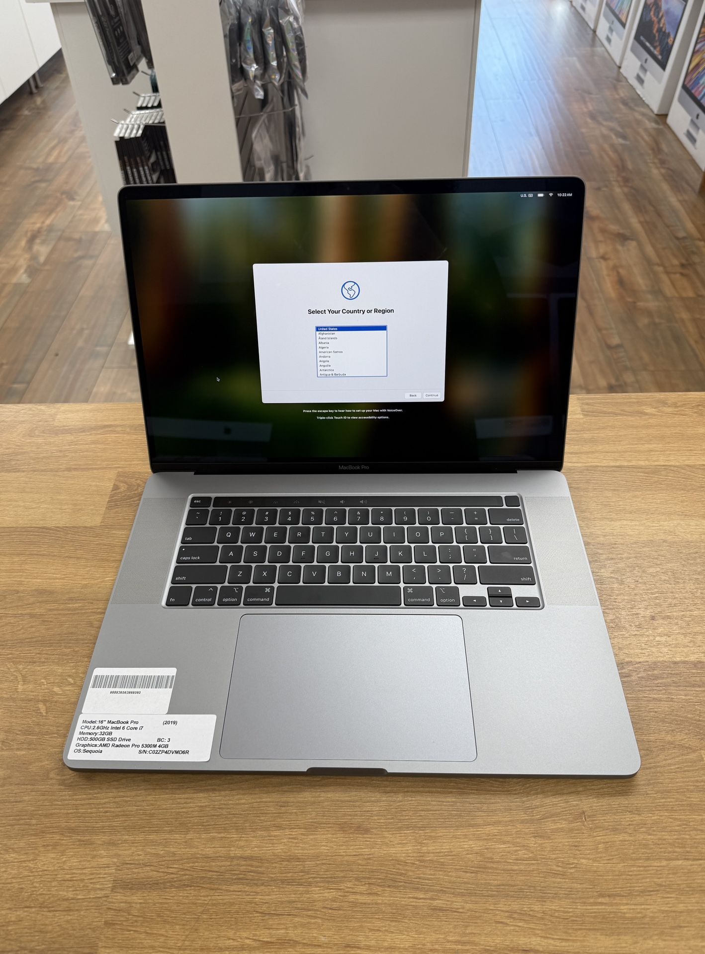 16 MacBook Pro Touchbar 32GB RAM*500GB SSD*2.6Ghz Intel 6 Core i7