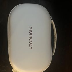 Momcozy M5 Never Used, With Case