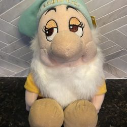 Disney Store Snow White and the Seven Dwarfs Bashful 12" Bean Bag Plush - NWT