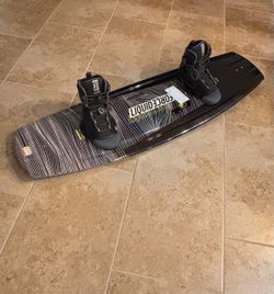 Wakeboard and Boots! Liquid Force, never been used!