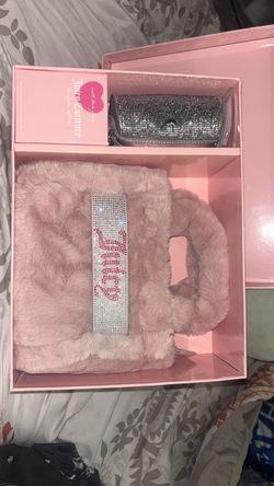 Juicy Couture Pink Fluffy Bag Gift Set