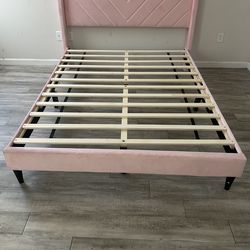 Queen Size Upholstered Platform Bed Frame with Tufted Headboard