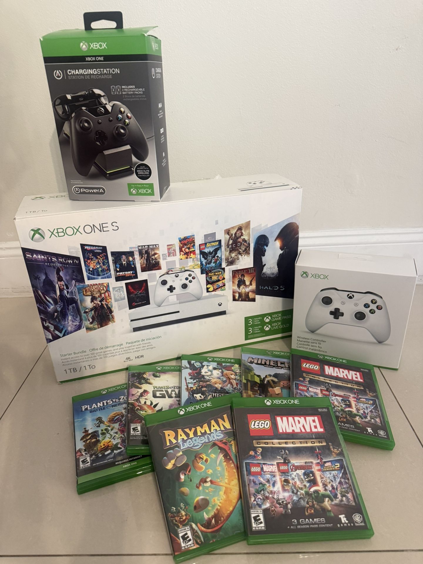 XBOX One S - Full Package Set