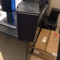 Klipsch bookshelf speakers and subwoofer