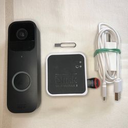Blink Doorbell Camera + Blink Sync Module 2 Wi-Fi Video Storage Hub