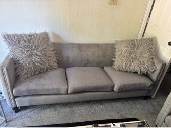 Couch set