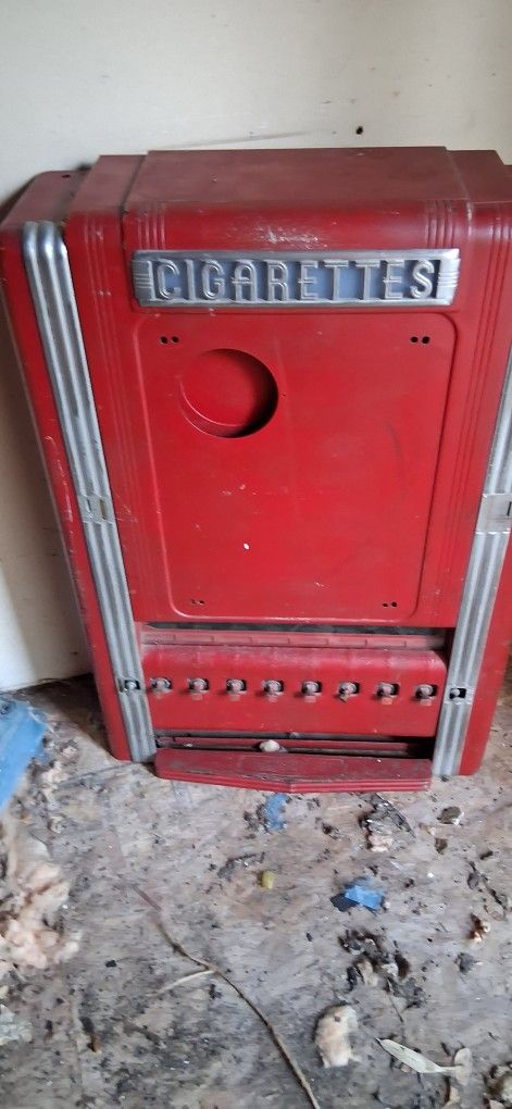 Ventage 1940s Cigarrett Machine