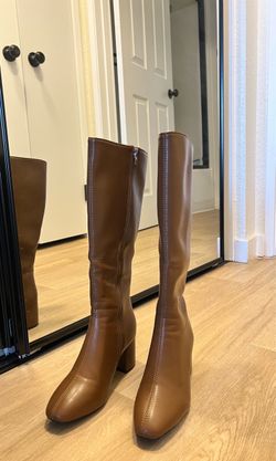 Brown Knee-High Heeled Boots size 38