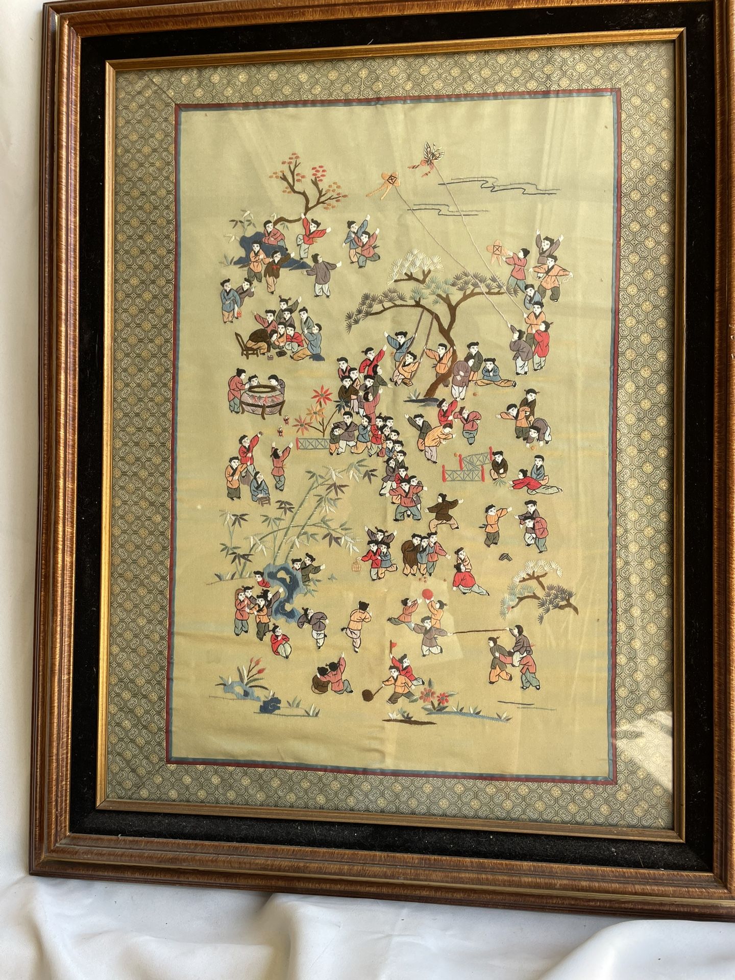 100 Children Chinese Silk Hand Embroidered