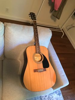 Fender Acoustic Guitar plus Stand
