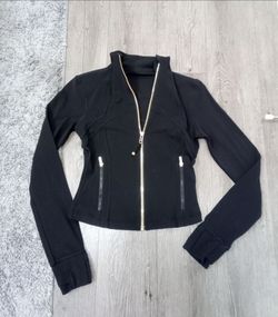 Lululemon Define Nulu Jacket Women's Size 4