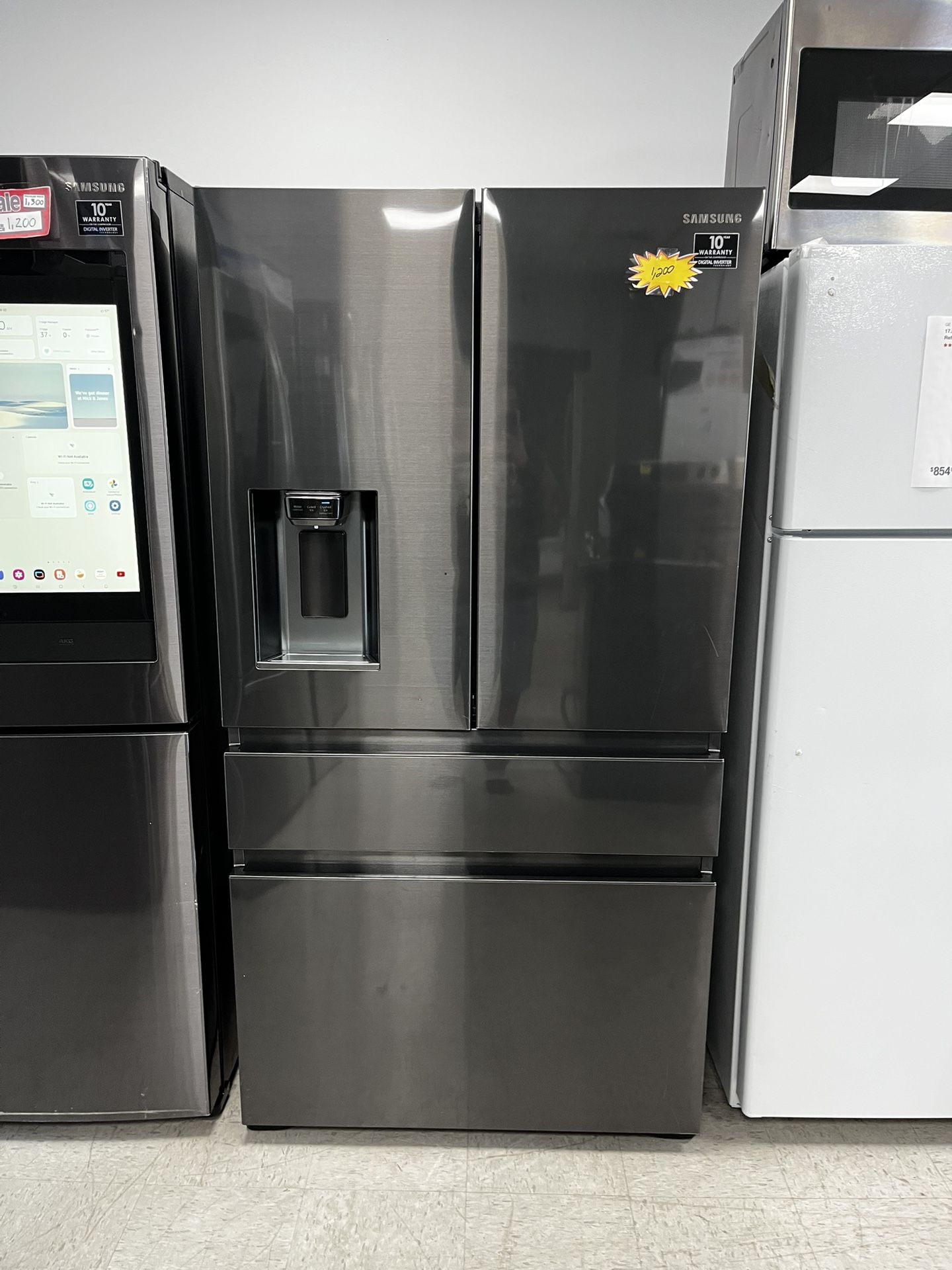 Samsung 36inch. 4-Door French Door With Ice Maker Black Stainless Refrigerator