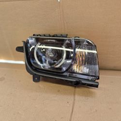 Chevy Camaro 2010 2011 2012 2013 Headlight 