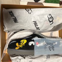 Palace Looney Tunes Uggs