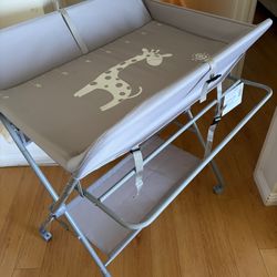 KARAOK Baby Changing Table with Wheels