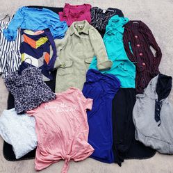 Women's Clothes Bundle, Size Medium! All For $10!