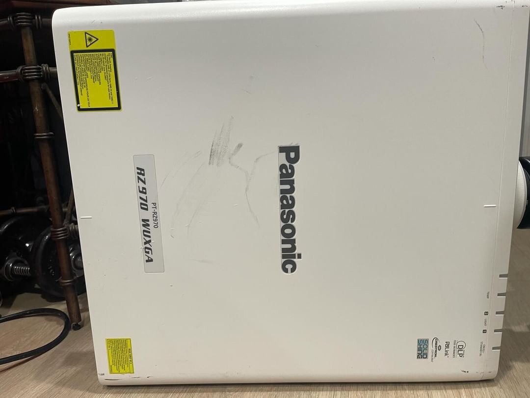 panasonic dlp projector pt-rz970lw projector