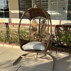Whimsical Sea horse Themed Hanging Chair
