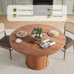 47" Round Dining Table With Stronge Drawer