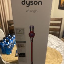 BRAND NEW DYSON VACUUM 