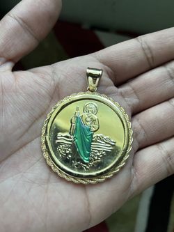 San Judas y la virgin pendant