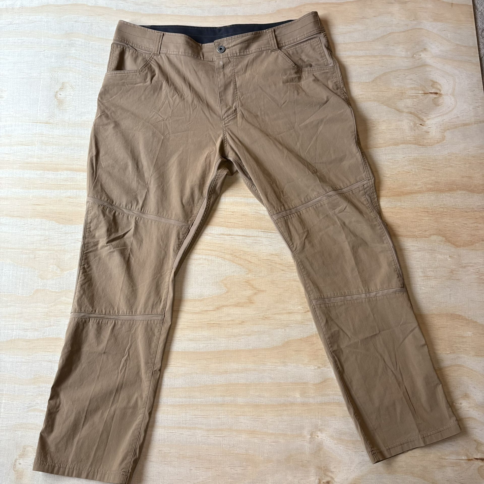 KUHL Men’s Hiking Pants Tan 40x30 Outdoor Performance Exoskeleton Utility
