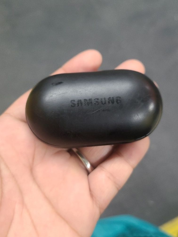 Samsung Galaxy Earbuds Case