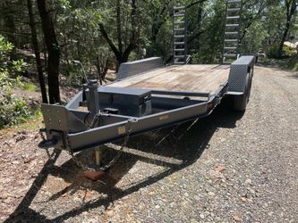 Utility equipment trailer