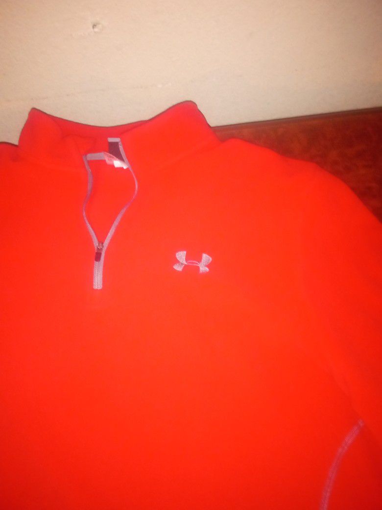 Under Armour Light Weight Pullover Men's Large 