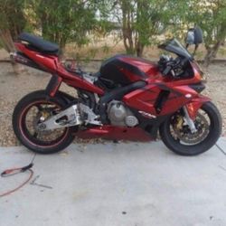 2004 Honda CBR